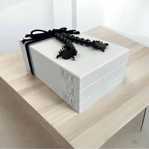 NWT Rae Dunn ‘Trick or Treat’ Faux Book Stack Decor - Picture 4 of 9